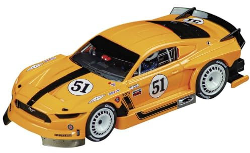 Carrera Evolution - 20027788 - Carrera Evolution I Ford Mustang GTY No.51 Auto für Rennbahn | Rennbahnen und lizensierte Slotcars | Front & Rücklicht | Für Kinder ab 8 Jahren & Erwachsene