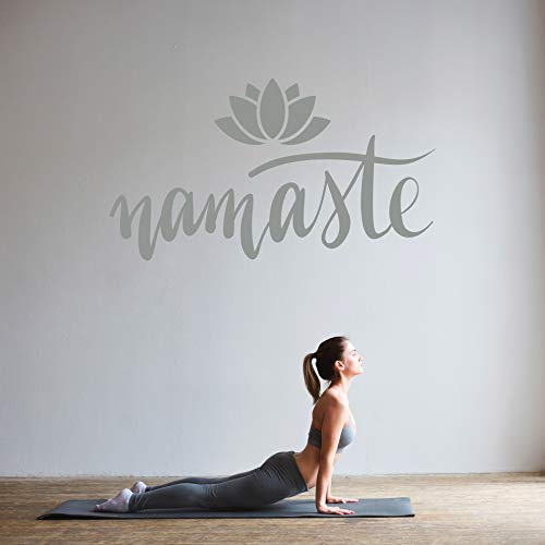 NAMASTE mit Lotusblume - Wandtattoo Wandaufkleber Sticker Aufkleber Mandala Lotus - erhältlich in vielen Größen (Grau, 80 x 44 cm)