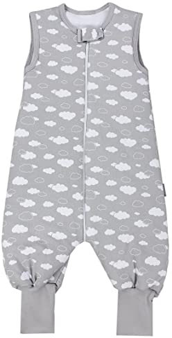 TupTam Baby Schlafsack mit Füßen Ganzjahresschlafsack 2,5 TOG, Farbe: Wolken Grau, Größe: 104-110