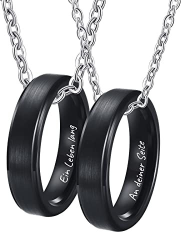Wolfram Pärchen Kette Gravur Ein Leben lang an deiner Seite, 2Pcs Anhänger Ring 5MM Gebürstet Paar Halskette mit Gravur Schwarz, Gr.54 & Gr.62, Länge 60cm/ 50cm