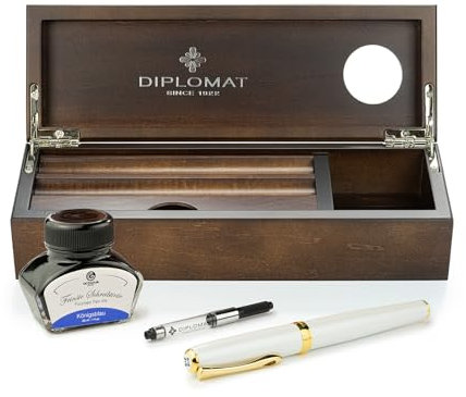 Diplomat Excellence A2 Perlmutt Gold, Edelstahlfeder M, Füllhalter-Set mit Füllertinte im Tintenglas, Tintenkonverter und Stifteablage aus Holz - Wenge, Schreibset
