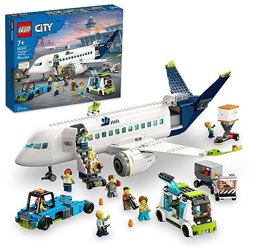 LEGO City Passagierflugzeug Spielzeug – Bauspielzeug-Set für Jungen und Mädchen, ab 7 Jahren, pädagogisches Geschenk für Kinder, mit baubarem Fahrzeugspielzeug und 9 Minifiguren – 60367