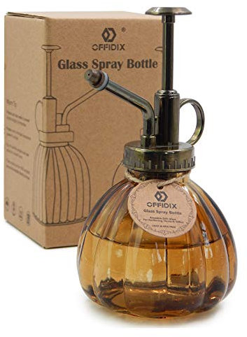 OFFIDIX Bouteille d'arrosage en Verre, Grand Coupe-Vent de Style Vintage 6.3 Pouces avec Pompe supérieure en Plastique Bronze, arrosoir à Une Main, Bouteille en Verre pour Jardin (Marron)