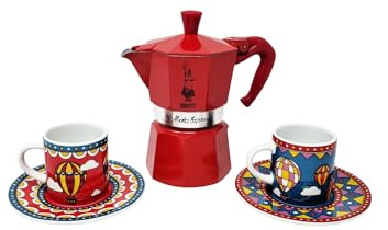 Bialetti Set Winter Wonderland Espressokocher Moka Express, rot, 3 Tassen 130 ml, komplett mit zwei Tassen und zwei Untertassen
