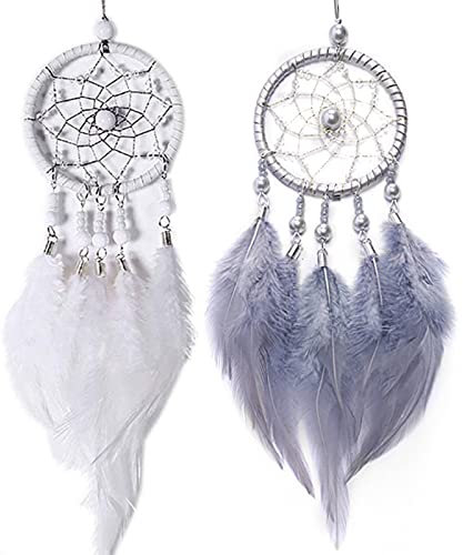 Mini Traumfänger Anhänger mit Federn Dreamcatcher Klein Traumfänger für Baby Traumfänger Handgefertigt Dreamcatcher Net Dekoratio Perfekt für Zuhause Wand Zimmer Fenster und Auto (grau weiß) 2 Stück