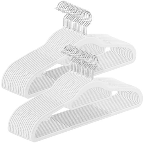 SONGMICS Cintres 30 pièces, cintres en Plastique, antidérapant, Peu encombrant, épaisseur 0,5 cm, Largeur 42 cm, Crochet pivotant à 360° Argent, Blanc CRP020W03