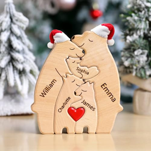 Personalisiertes Holzkunstpuzzle der Baumfamilie mit Weihnachtsmütze und1-8 Namen, Holz Bär Skulpturen Desktop Ornament Weihnachts Home Tischdekoration, Geschenk für Familie, Oma, Opa Mama, Papa
