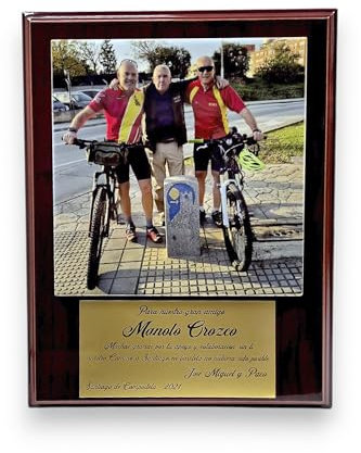 Azulejo Cerámico Personalizado en Metopa de Madera con Placa Grabada a Láser en Aluminio | Regalo para Bodas, Jubilaciones y Aniversarios