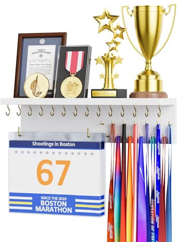 DSVENROLY Medaillenhalter Display Trophy Shelf Organizer, Stabiler Medaillenhalter Ausstellungsständer aus Holz mit 25 Stahlhaken, Medaillenhalter zur Wandmontage (Weiß)