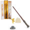 Wizarding World Harry Potter - Authentischer Harry Potter Zauberstab aus Kunststoff mit Hogwarts-Halterung, ca. 30,5 cm, Spielzeug für Kinder ab 14 Jahren, Fanartikel, Gold