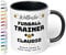 True Statements Geschenk für Trainer: Keramik-Tasse „Weltbester Trainer“ personalisiert mit Sportart, Namen und Wunschtext – Kaffeebecher 330ml. - Fußball Handball (Schwarz)