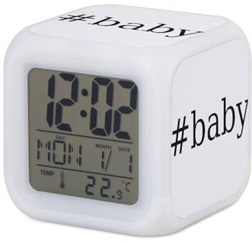 Fabulous Wecker, Würfel, beleuchtet, Weiß – Hashtag Baby Internet Meme Social Media – 7,8 x 7,8 x 7,8 cm – Retro-Beleuchtung, mehrfarbig, LED