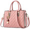 Handtaschen Damen Handgelenkstaschen Schultertaschen Henkeltaschen Schultertaschen Damen Handtasche Frauen Luxus Tote Bag Hohe Qualität Modische Klassische Steppung Quadrat Tote Bag Frauen Messenger U