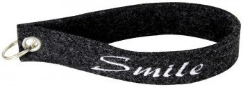 Fan-O-Menal Filz-Schlüsselanhänger mit Stick Smile Gr. ca. 17x3cm 14215 schwarz