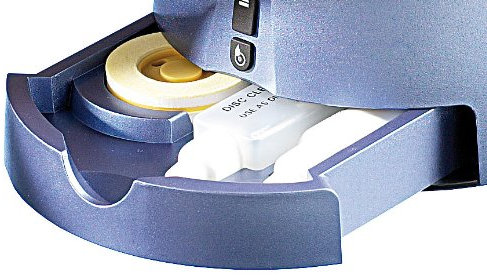 Q-Sonic CD-Reinigungszubehör: CD/DVD Pro III PE2944 Reinigungsset (CD-Reinigungsgerät, CD-Schleifer, Kratzerentferner)