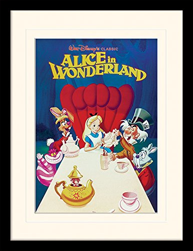 Pyramid International MP11409P-PL Alice in Wonderland (1989) montiert und gerahmt, Mounted 250 GSM Paperwrap MDF, Mehrfarbig, 44 x 33 x 4 cm