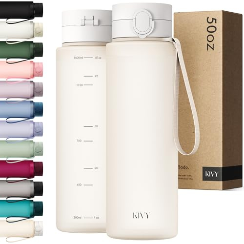KIVY Botella de Tritan con Tapa 1,5L [HERMÉTICA Y LAVABLE EN LAVAVASOS] - Sin BPA y Anti-Goteo - Compatible con Bebidas con Gas - Botella de Agua para Deporte, Oficina y Ocio - Blanco