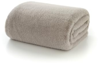 The Lyndon Company Ashford Supersoft Faux Fur Throw Silver 130 x 170cm Luxury Heavyweight Reversible Plush Blanket, Velvety 500gsm Face with 200gsm Reverse, Cosy Sofa/Bed Accessory, Machin