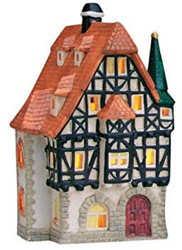 Apotheke in Rothenburg o.d. Tauber aus Porzellan – Windlicht Lichthaus Miniatur-Modell B10 x H19 x T10 cm - detailreiche Haus Dekoration Teelichthalter Weihnachtsdorf Sammlerobjekt Dekohaus
