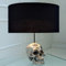 cagü Design Tischlampe Totenkopf KIDD Schwarz Silber aus Aluminium 44cm Höhe