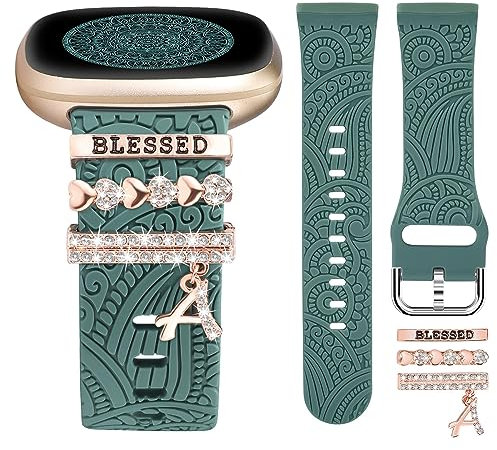 TOYOUTHS Floral Gravierte Armband mit Dekorative Charme kompatibel mit Fitbit Versa 4/Versa 3/Sense 2/Sense Armband Damen Boho Sport Silikon Armbänder mit Dressy Ring Loop für Sense 2, Grün/A