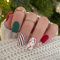 Boloshine 24 Pièces Noël Faux Ongles Court Carré Rouge Vert Ongles à Coller avec Bâton de Marche Imprimer, Artificiel Fake Nails Faux Ongles Autocollants pour Femmes et Filles Nail Art