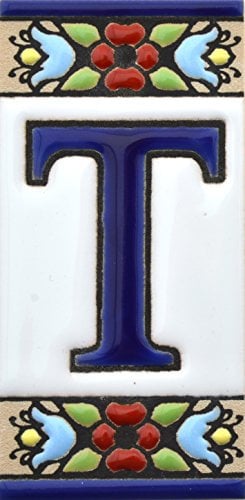 Schilder mit Zahlen und Nummern auf Keramikkachel. Handgemalte Kordeltechnik fuer Schilder mit Namen, Adressen und Wegweisern. Design FLORES MINI 7,3 cm x 3,5 cm (BUCHSTABEN T).