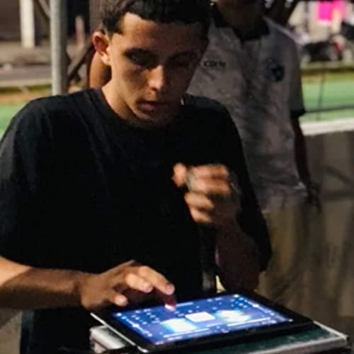 Glock Com Pentão de 30/Fode Com os Menor [Explicit]