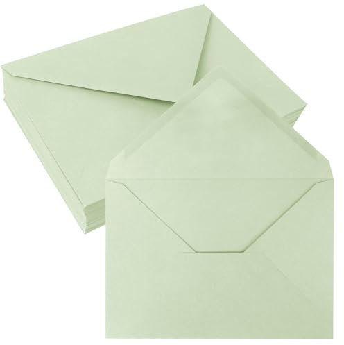 JAGERGREEN 50 Stück Briefumschläge B6 Grün, 137x194 mm 150 g/m² Umschläge Selbstklebend mit Nassklebung, Briefumschlag ohne Fenster, Kuvert für Grußkarten, Geburtstagskarten, Einladungen, Hochzeit