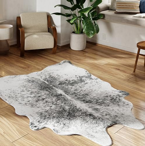 NativeSkins Teppich aus Rindslederimitat, Grau, Größe M, 1,3 m x 1,7 m, Kuhdruck, westliches Schlafzimmer-Dekor, handgeschnitten, Wildlederimitat, rutschfeste Unterseite, Westernteppich, Tierdruck,
