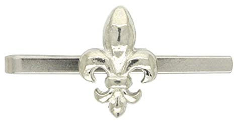 Pince à Cravate Fleur de Lys, fabrication artisanale française en étain, William Sturt, les étains de Jumilhac.