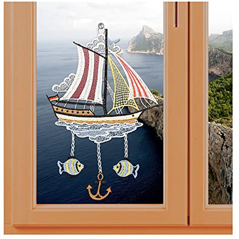 kollektion MT Maritimes Fensterbild Segelboot mit Fischen und Anker aus Vogtländischer Spitze inkl. Saughaken