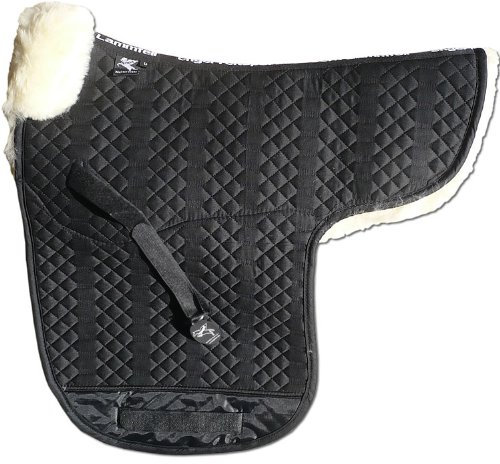 Engel Reitsport Dressur Satteldecke SADEK1AP-D-SCH-MED Lammfell & Baumwollsteppstoff Fell in Sattellage Fellkranz vorne Korrektur Aufpolstertaschen außen Stoff schwarz Fell med.