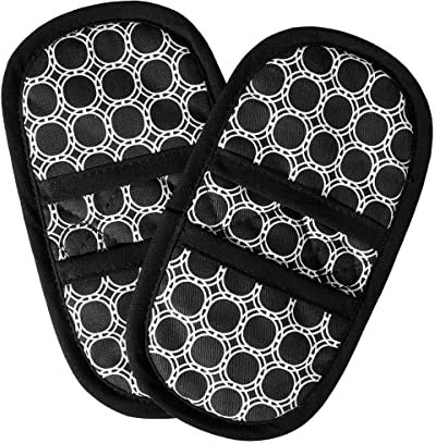Mini Oven Mitts with Fridge Magnets.2pk Quilted Heat Resistant Black Cotton Fabric.Gloves/Pot Holder Safely Protects Hands from Hot Surfaces. Great for handling Cookware, Bakeware, BBQ ,Microwave