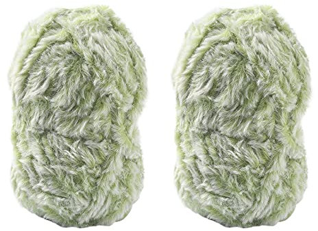 BEEFLYING 2 Rouleaux de Fil Tricot Épais et Moelleux, Fil de Crochet en Fausse Fourrure Douce pour Tricoter Pull, Écharpe, Gant, Couverture, Artisanat Tissé (51m/Rouleau Vert)