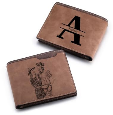 MeMeDIY Personalisierte Bifold Leder Brieftaschen für Männer Individuell Foto/Initiale/Text Herren Geldbörsen Personalisierte Brieftasche Geschenke für Männer Freund Vater (A2-Initialen, Hellbraun)