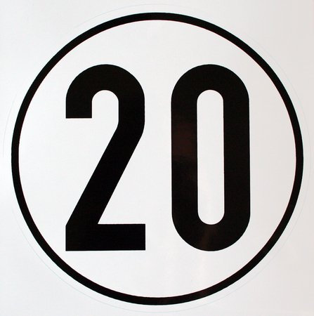 Geschwindigkeitsschild 20 km/h, Hinweisschild für Kraftfahrzeuge (zulässige Höchstgeschwindigkeit), ALU geprägt, Ø 200 mm, zur Anbringung an das Fahrzeug 20 km/h
