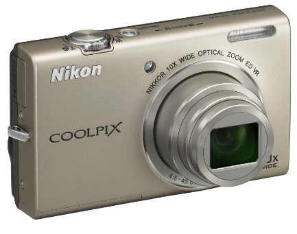 Nikon Coolpix S6200 Digitalkamera (16 Megapixel, 10-fach opt. Zoom, 6,7 cm (2,6 Zoll) Display, HD-Video, bildstabilisiert) silber