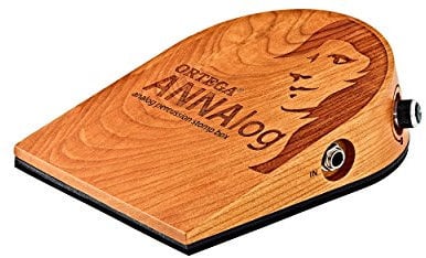 Ortega Guitars Analogue Stomp Box – Bass Effect Pedal for Guitarists, Singers, Songwriters – Analog Percussion Sample – Cherry Wood, Natural (ANNAlog)