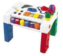Fisher Price: BAU- und Spieltisch, enthält 14 Bausteine