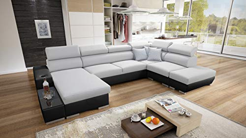 IM SOFA PERS VI Wohnlandschaft U-Form Ecksofa mit Schlaffunktion Bettkasten Couch Wohnzimmer freistehend verstellbare Kopfstützen 3 Dekokissen (Hellgrau, SAWANA 84 + Schwarzes Kunstleder)