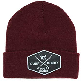 Beanie mit Krempe für Männer - Winter Mütze - Surf Monkey® - Patch am Umschlag - (Granat)