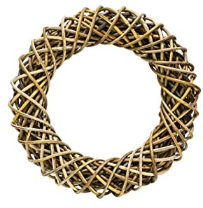 Ivyline Round Shaped Rattan Wreath in Natural - Lightweight & Hand Finished Door Ornament - Indoor/Outdoor Home Wall Decor - 50 cm Diameter