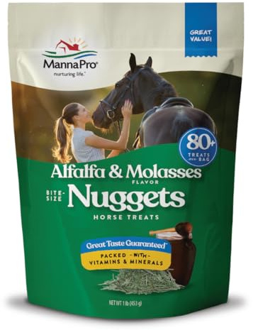 Manna Pro Bite-Size Nuggets Horse Treats, Pocket-Size Training & Reward Treats with Vitamins & Minerals, Alfalfa & Molasses Flavor, 1 lb