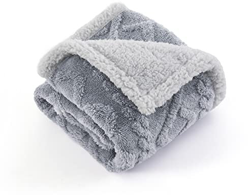 LE SURE Large Dog Blanket Washable - 80x100cm Waterproof Blanket for Medium Dogs and Large Cats, Soft Pet Throw Protects Bed and Sofa with Soft Plush, Grey