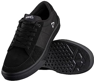 1.0 Flache Schuhe – Schwarz – 10,5 US / 44,5 EU