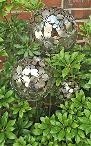 Jürgen Bocker Gartenambiente 3er Set Rosenkugel Flower Edelstahl matt gebürstet mit Stab 80 cm (20/15/10 cm)