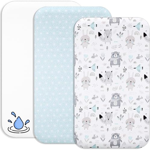 Lovely Hippo 2X Spannbettlaken 83x50cm 100% Baumwolle + 1X Matratzenschoner 100% wasserdichtem Material - Set 3X - Kompatibel Chicco, Kinderkraft (Blaue Tiere, 50 x 83 cm)
