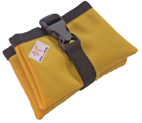 Dogs and More - Faltbarer Wassernapf (Reisenapf/Trinknapf/Hundenapf) - Medium 1,0 Liter in Rot, Blau, Gelb oder Grün