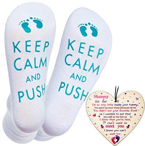 Chaussettes de Maternité Amusantes Keep Calm and Push et Plaques de Cœur en Bois Mummy to Be Cadeau de Fête des Mères Baby Shower Chaussettes de Maman en Coton avec Corde
